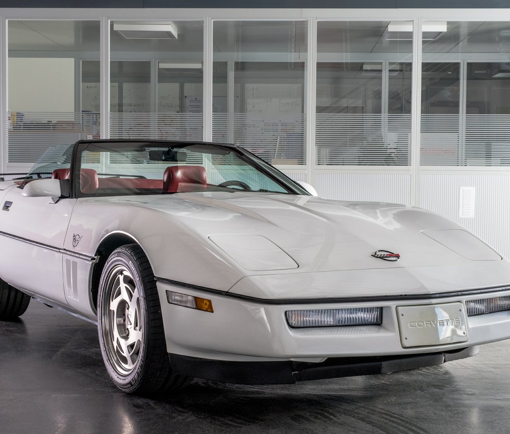Corvette Oldtimer nach der Aufbereitung mit einer Keramikversiegelung